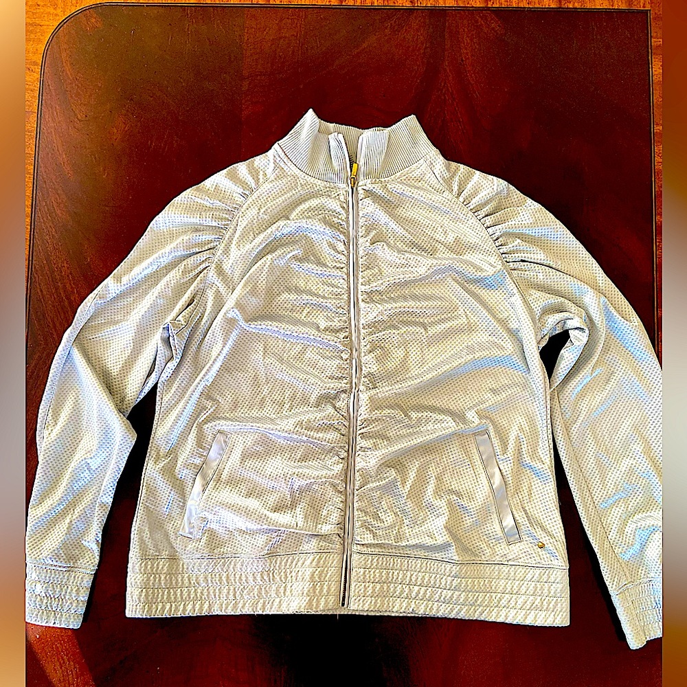 CG BY Champion Women’s Silver Long Sleeves Zipped front with Pockets Jacket XL